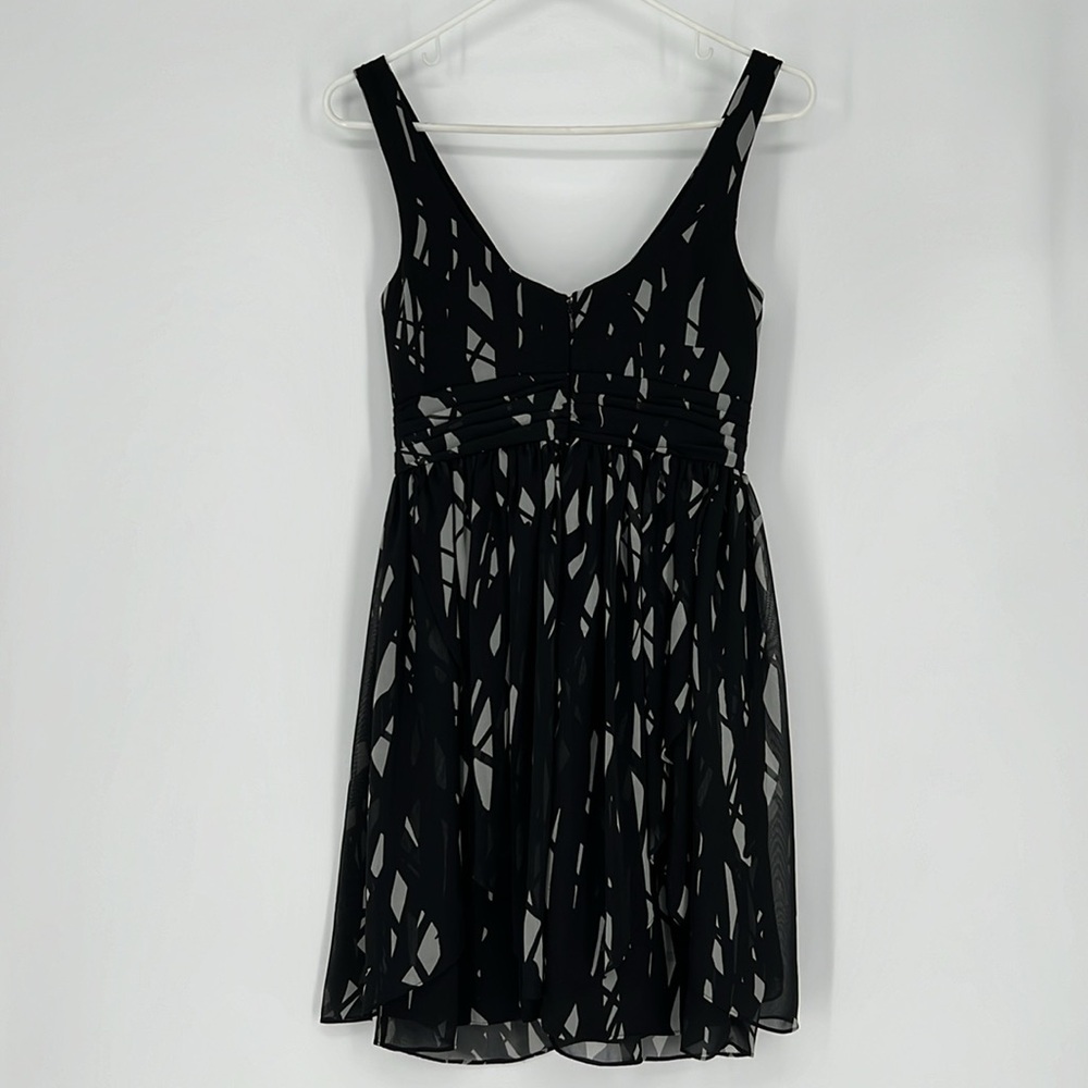 BCBGeneration‎ DRESS - Picture 4 of 10